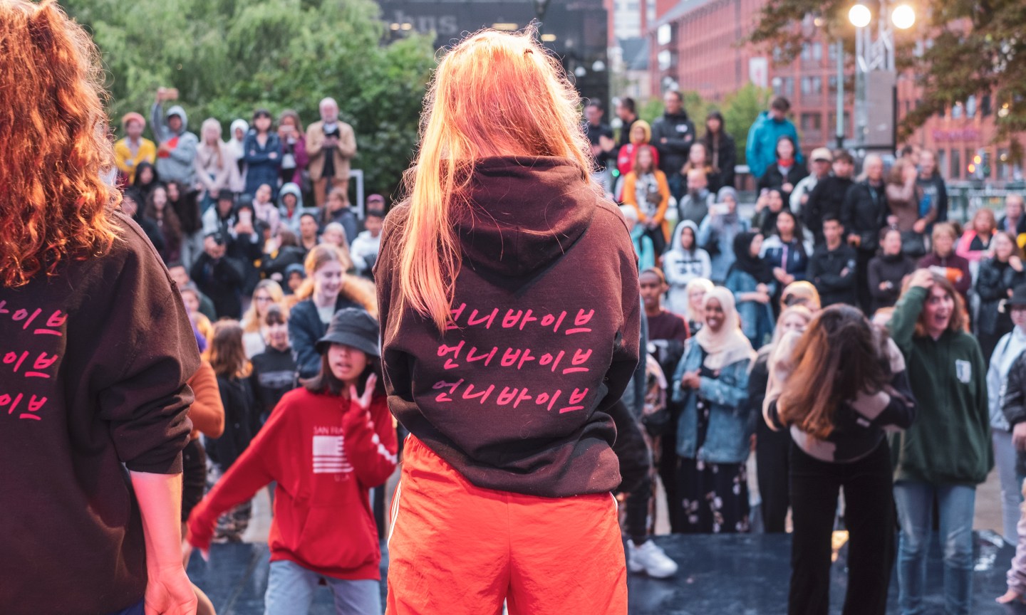 OM OSS – The Unnie Vibe Academy